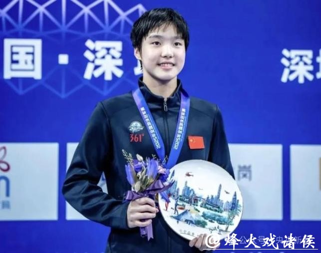 “小孩姐”于子迪初登全运游泳赛场夺冠 成绩超亚洲纪录